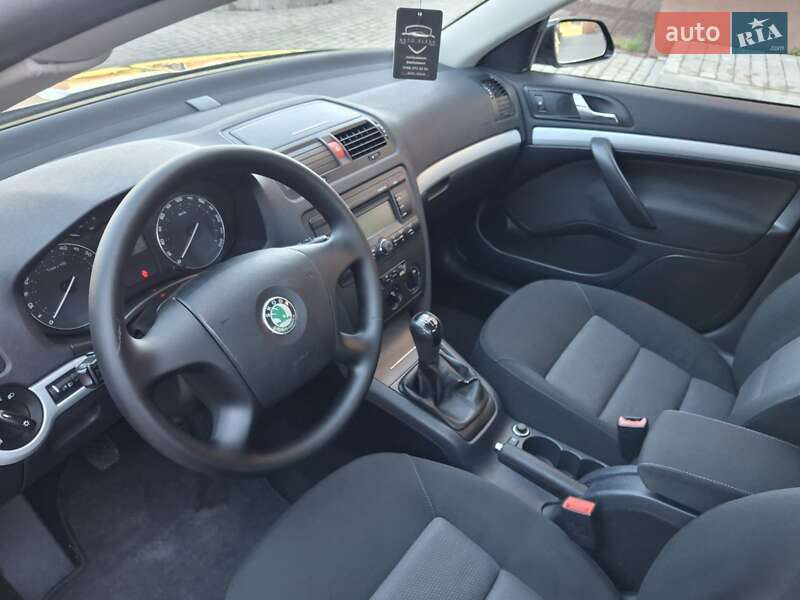 Универсал Skoda Octavia 2008 в Черновцах
