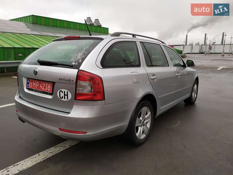 Универсал Skoda Octavia 2012 в Киеве