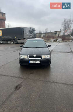 Лифтбек Skoda Octavia 2003 в Надворной