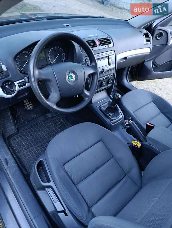 Универсал Skoda Octavia 2005 в Надворной