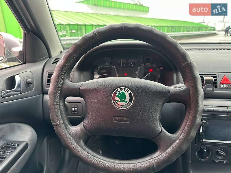 Універсал Skoda Octavia 2002 в Києві