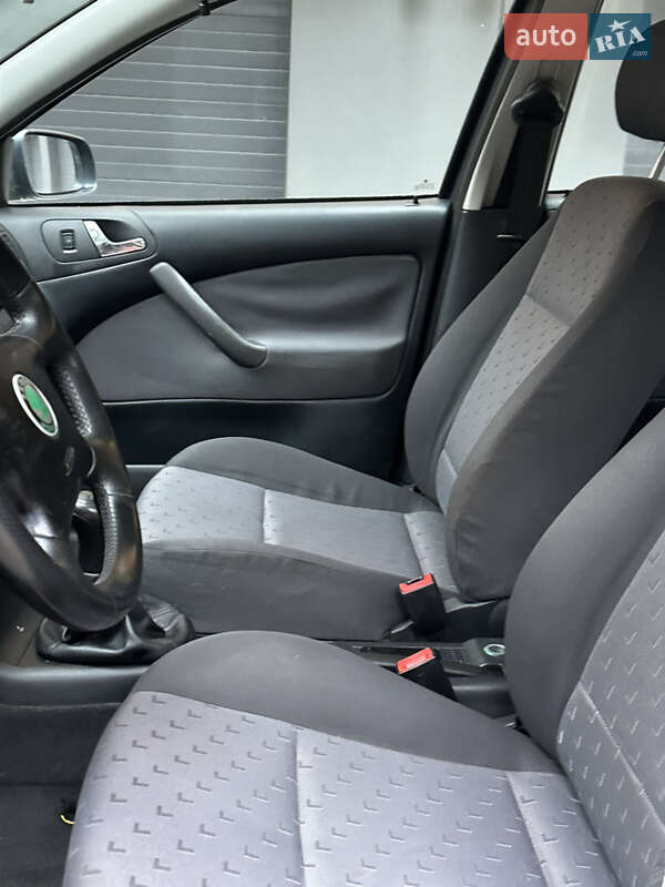 Лифтбек Skoda Octavia 2004 в Виннице