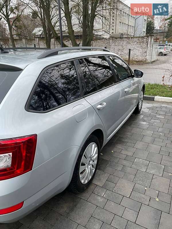 Універсал Skoda Octavia 2016 в Рівному