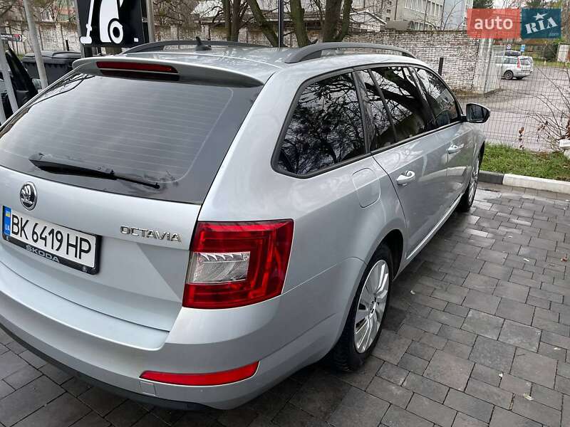 Універсал Skoda Octavia 2016 в Рівному
