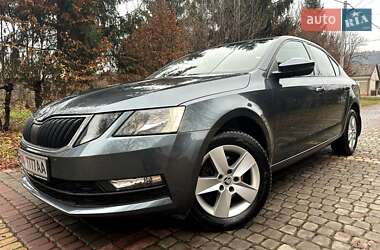 Лифтбек Skoda Octavia 2018 в Тячеве
