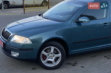 Універсал Skoda Octavia 2006 в Володимирі