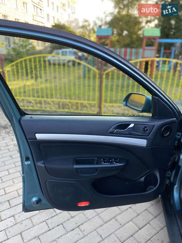 Универсал Skoda Octavia 2006 в Владимире