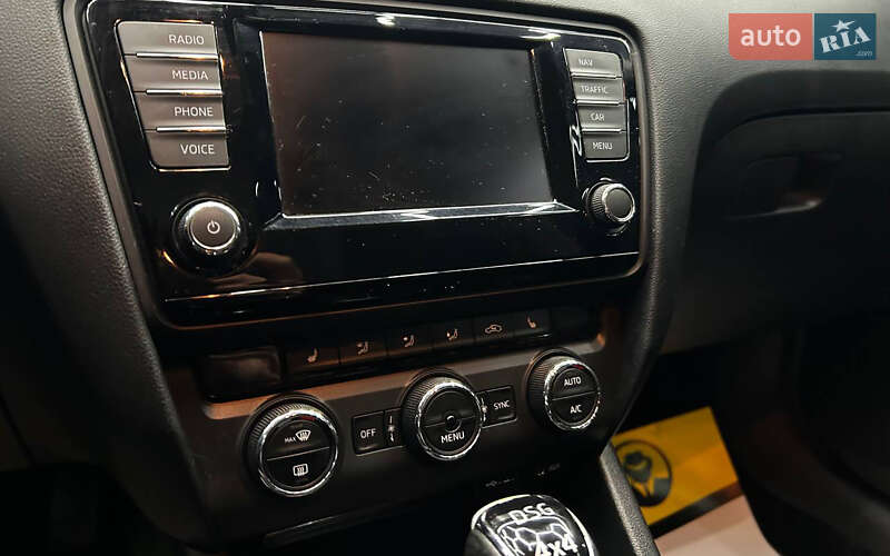 Універсал Skoda Octavia 2016 в Чернівцях