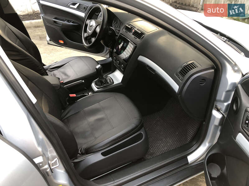 Лифтбек Skoda Octavia 2011 в Богодухове фото 11 Лифтбек Skoda Octavia 2011 в Богодухове