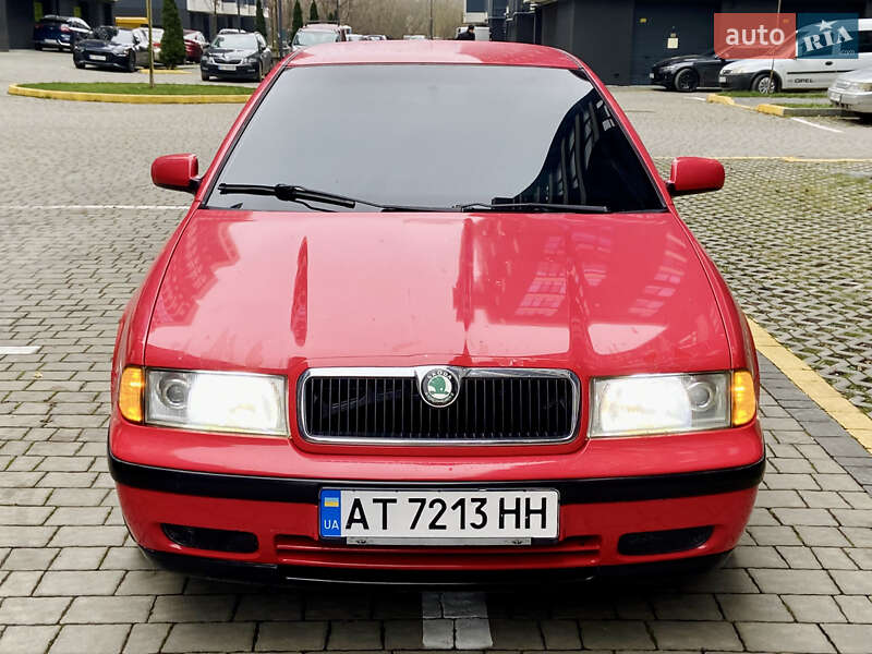 Лифтбек Skoda Octavia 2000 в Ивано-Франковске