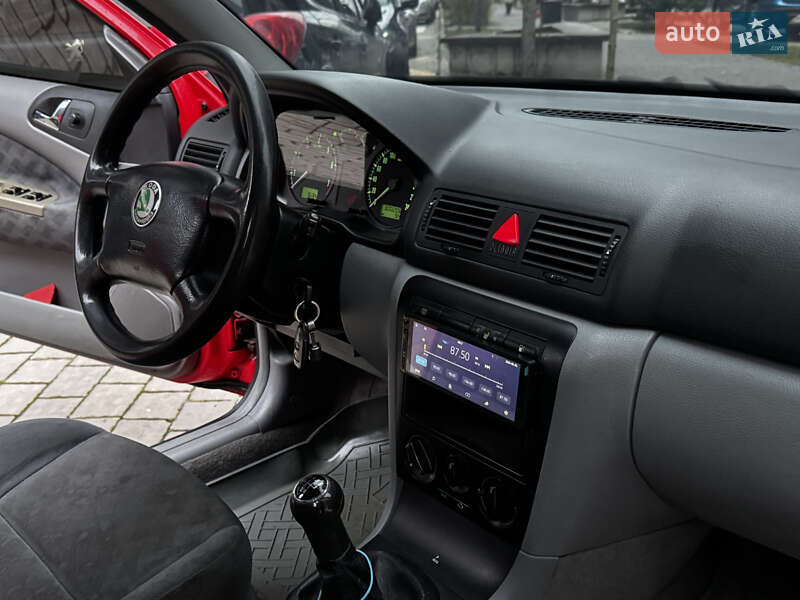 Лифтбек Skoda Octavia 2000 в Ивано-Франковске