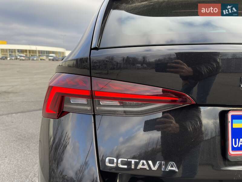 Универсал Skoda Octavia 2021 в Черновцах