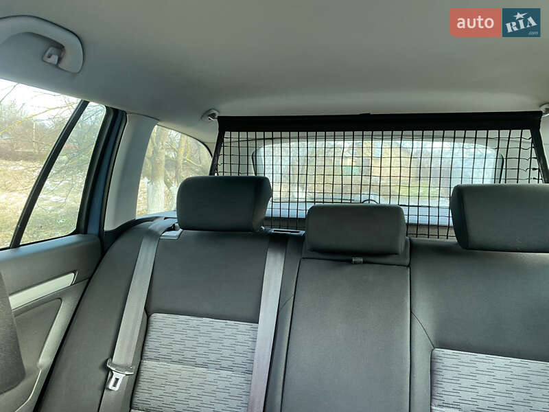 Універсал Skoda Octavia 2010 в Києві фото 24 Універсал Skoda Octavia 2010 в Києві