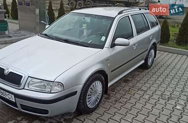 Универсал Skoda Octavia 2004 в Скалате
