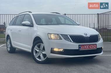 Універсал Skoda Octavia 2019 в Луцьку