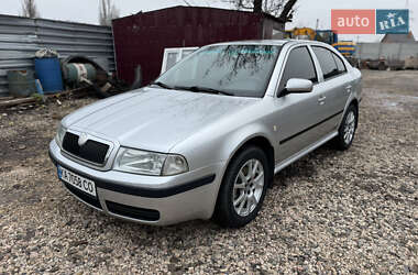 Лифтбек Skoda Octavia 2005 в Киеве