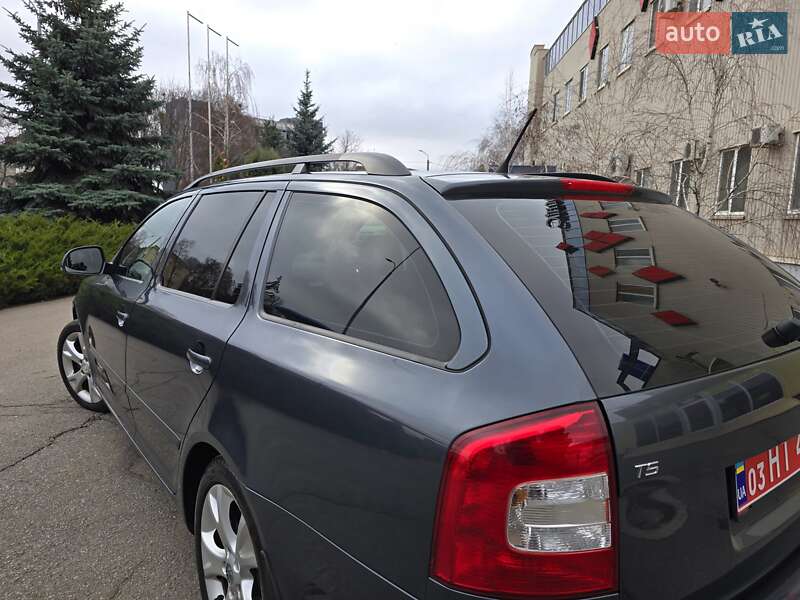 Универсал Skoda Octavia 2011 в Полтаве