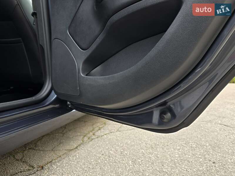 Универсал Skoda Octavia 2011 в Полтаве