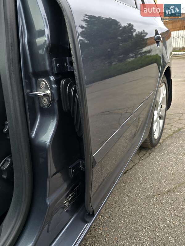 Универсал Skoda Octavia 2011 в Полтаве