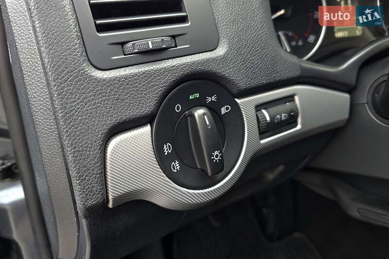 Универсал Skoda Octavia 2011 в Полтаве