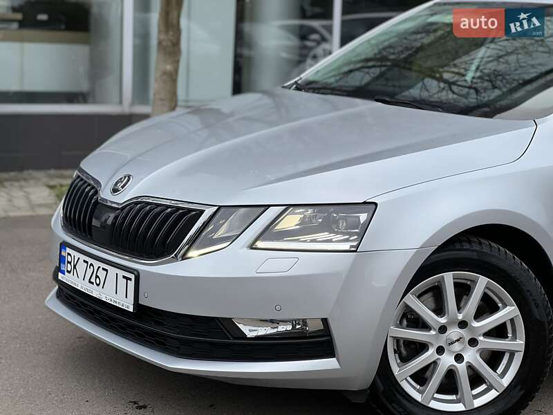 Универсал Skoda Octavia 2017 в Ровно