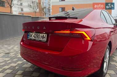 Ліфтбек Skoda Octavia 2021 в Івано-Франківську