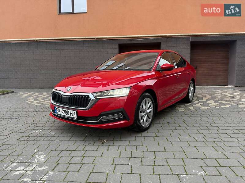 Ліфтбек Skoda Octavia 2021 в Івано-Франківську