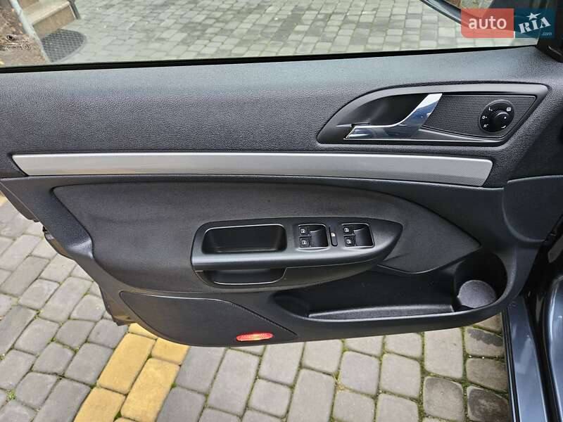Универсал Skoda Octavia 2009 в Луцке фото 33 Универсал Skoda Octavia 2009 в Луцке