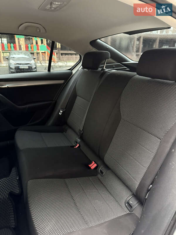 Лифтбек Skoda Octavia 2014 в Киеве