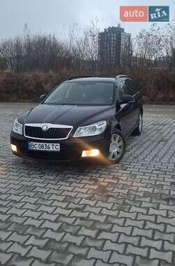 Універсал Skoda Octavia 2012 в Калуші