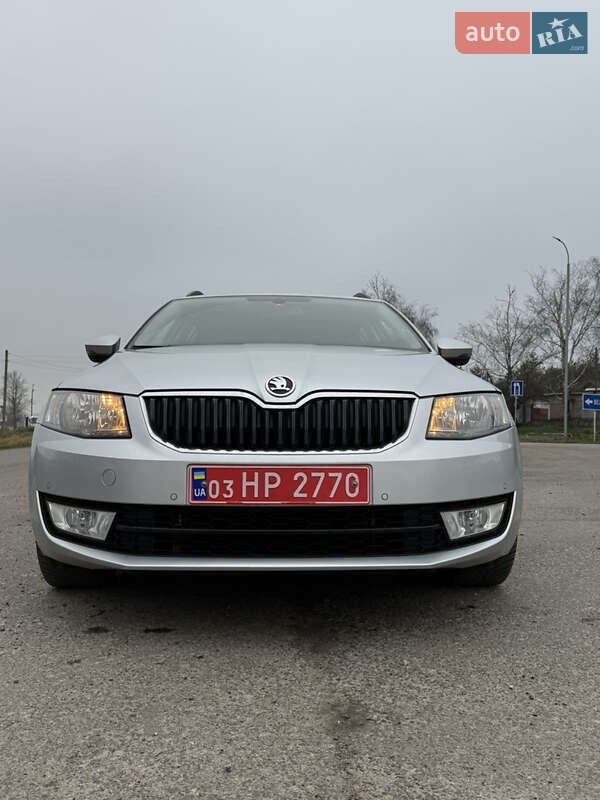 Универсал Skoda Octavia 2014 в Великой Багачке