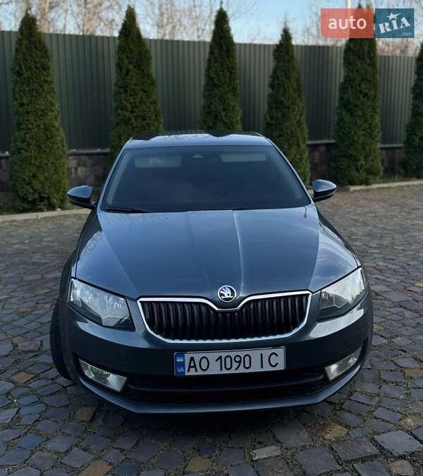 Лифтбек Skoda Octavia 2015 в Ужгороде фото 3 Лифтбек Skoda Octavia 2015 в Ужгороде