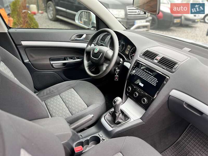 Лифтбек Skoda Octavia 2010 в Харькове