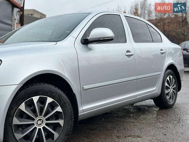 Лифтбек Skoda Octavia 2012 в Виннице