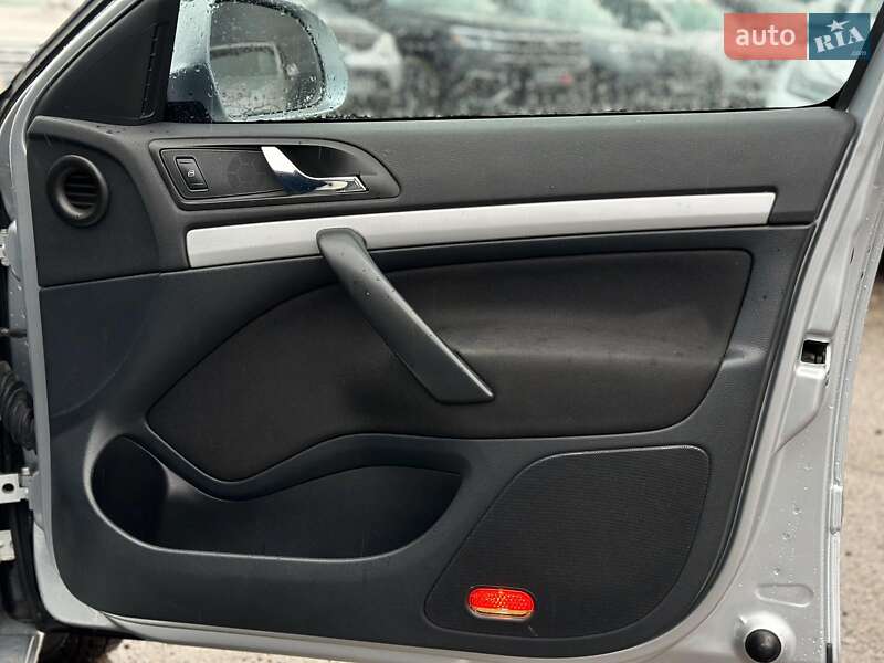 Лифтбек Skoda Octavia 2012 в Виннице