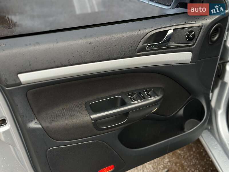 Лифтбек Skoda Octavia 2012 в Виннице