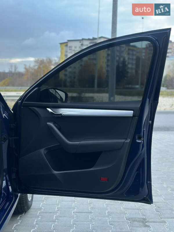 Лифтбек Skoda Octavia 2017 в Тернополе