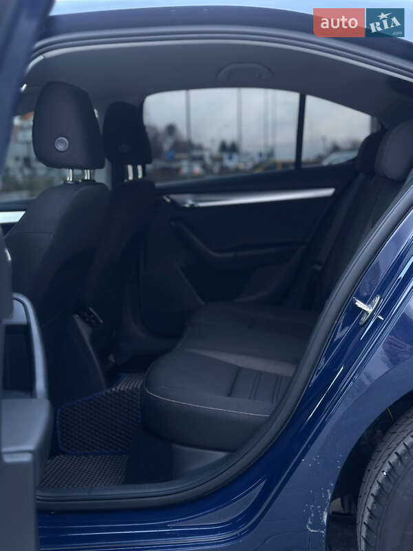 Лифтбек Skoda Octavia 2017 в Тернополе