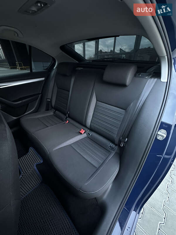 Лифтбек Skoda Octavia 2017 в Тернополе