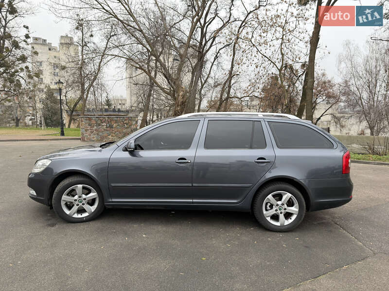 Универсал Skoda Octavia 2012 в Киеве