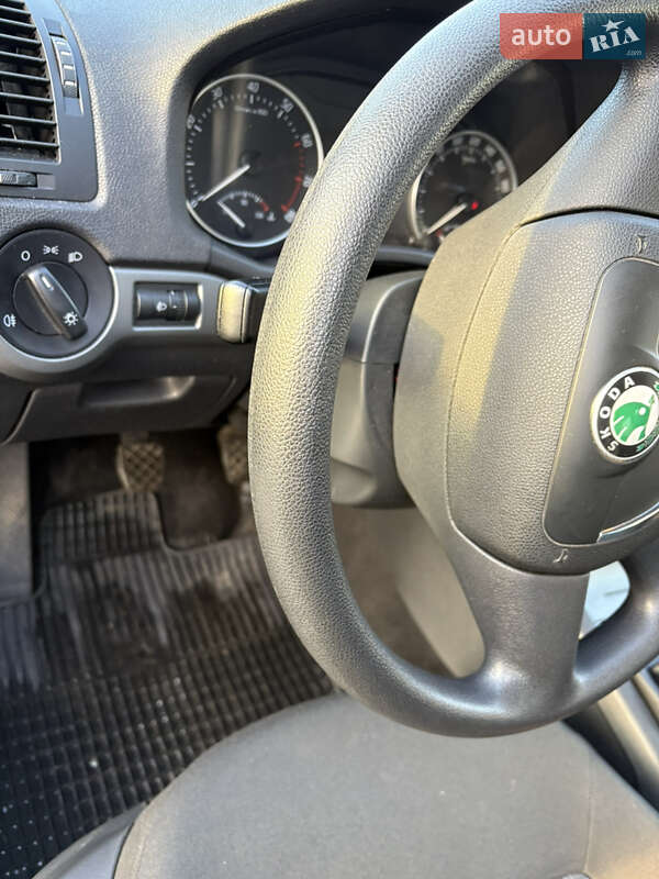Универсал Skoda Octavia 2009 в Харькове фото 17 Универсал Skoda Octavia 2009 в Харькове