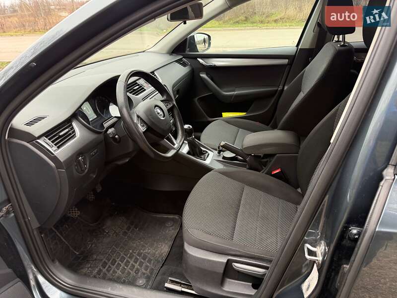 Универсал Skoda Octavia 2016 в Харькове фото 10 Универсал Skoda Octavia 2016 в Харькове