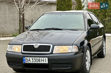 Лифтбек Skoda Octavia 2004 в Кропивницком