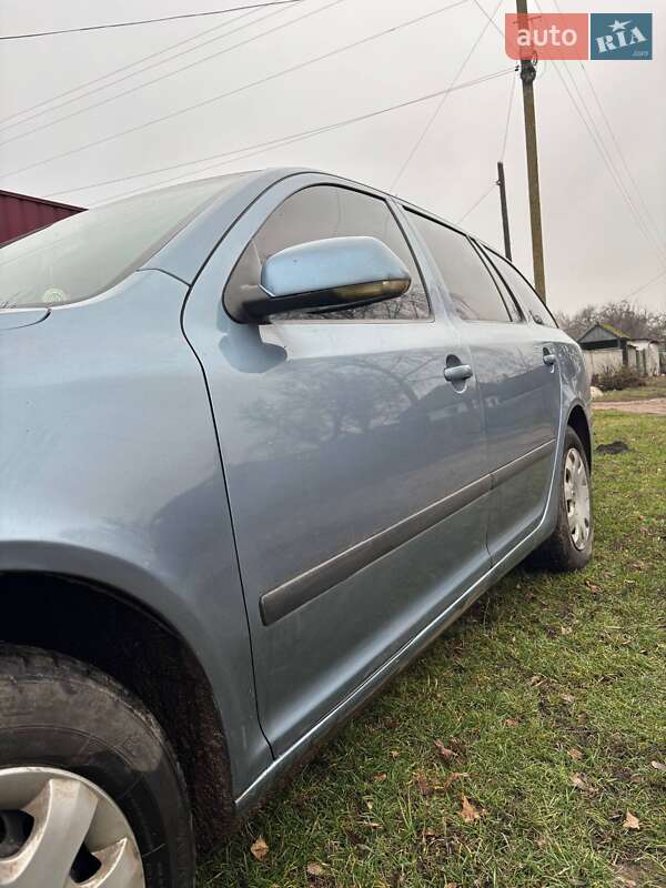 Универсал Skoda Octavia 2008 в Ичне