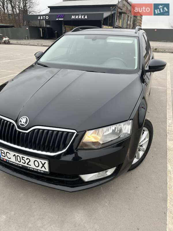 Универсал Skoda Octavia 2015 в Радехове