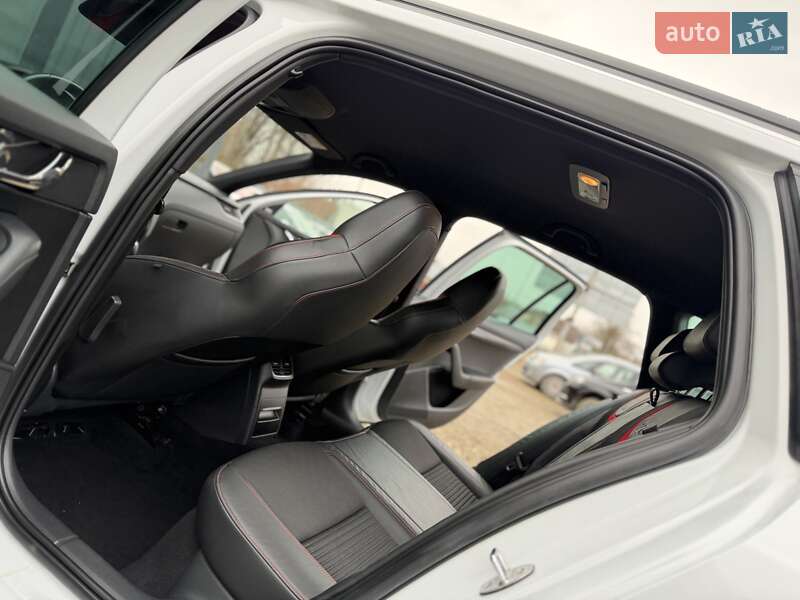 Універсал Skoda Octavia 2014 в Трускавці фото 39 Універсал Skoda Octavia 2014 в Трускавці