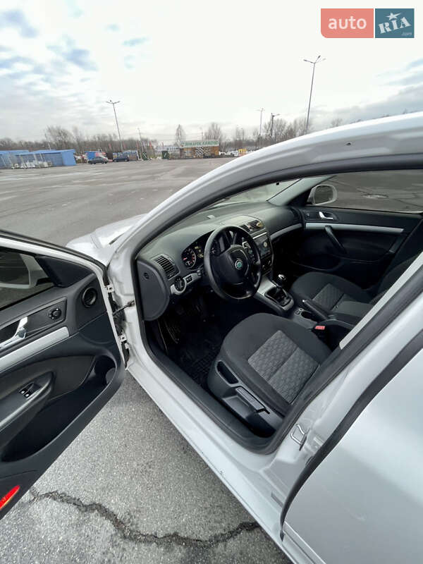 Лифтбек Skoda Octavia 2012 в Днепре фото 11 Лифтбек Skoda Octavia 2012 в Днепре