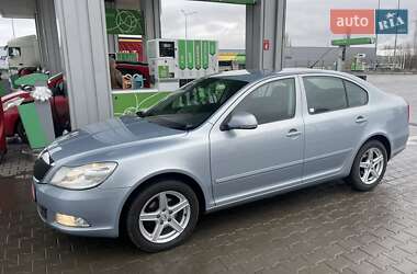 Лифтбек Skoda Octavia 2009 в Луцке