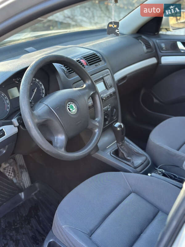 Лифтбек Skoda Octavia 2005 в Звягеле