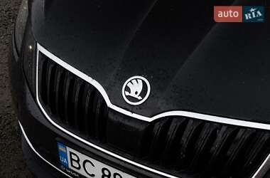 Универсал Skoda Octavia 2019 в Львове